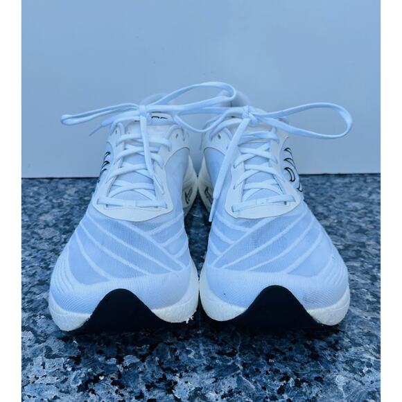 Topo Athletic Sneakers Cyclone 2 Running Shoes White Trail Foot Shape Men’s 12 main image 9
